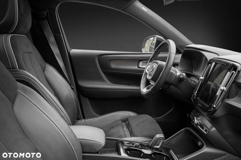 Volvo XC 40 T5 Plug-In Hybrid R-Design - 18