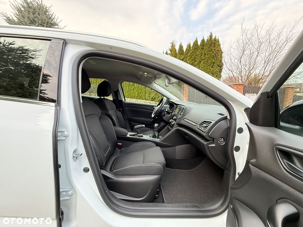 Renault Megane 1.5 dCi Zen - 26