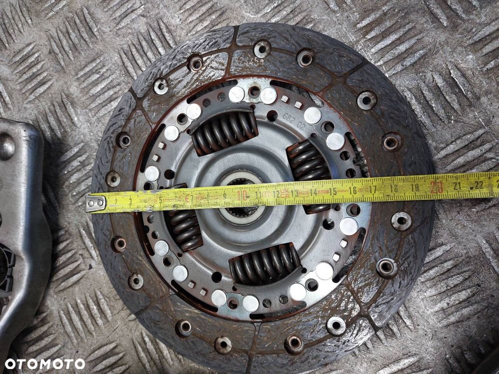 SPRZĘGŁO TARCZA + DOCISK ŁOŻYSKO KOŁO ZAMACHOWE FABIA I 1.9 SDI 030105271D - 10