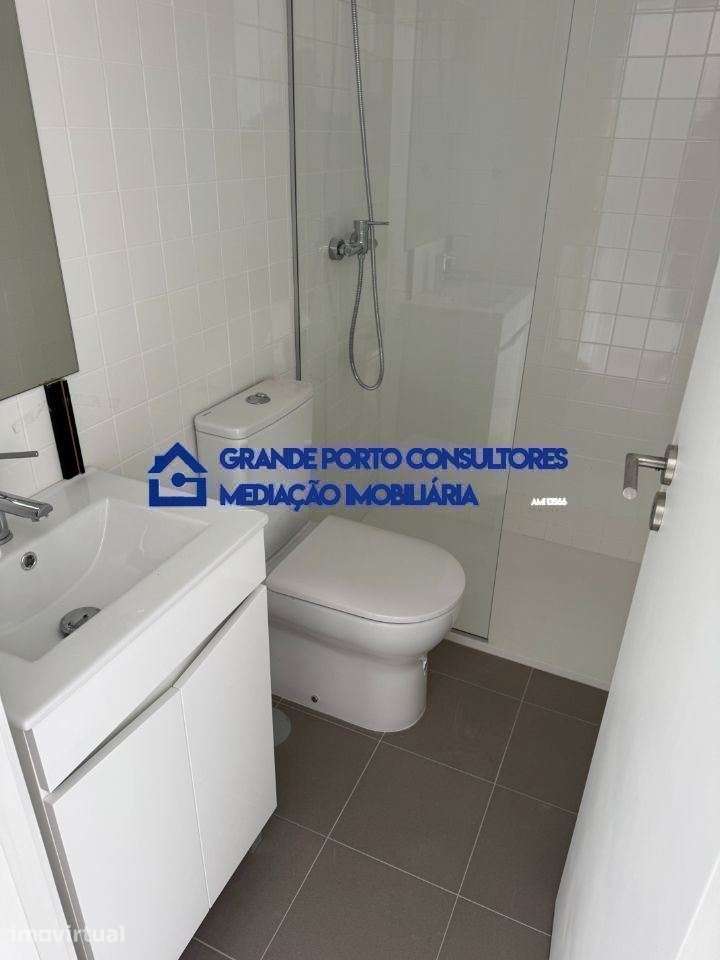 T2 Duplex  Matosinhos Sul - junto Av. Serpa Pinto - Grande imagem: 5/10