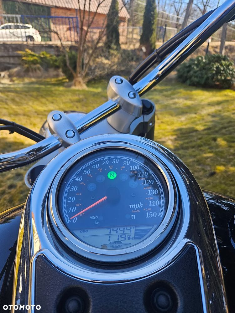 Suzuki Boulevard - 10