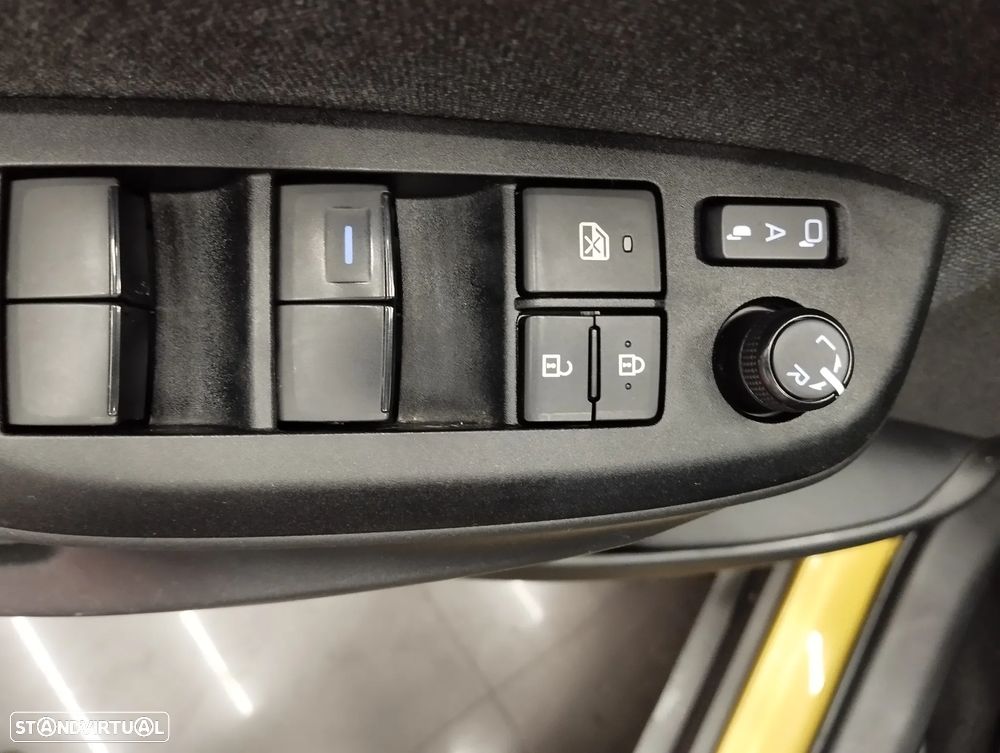 Toyota Yaris Cross 1.5 HDF Premiere Edition - 21