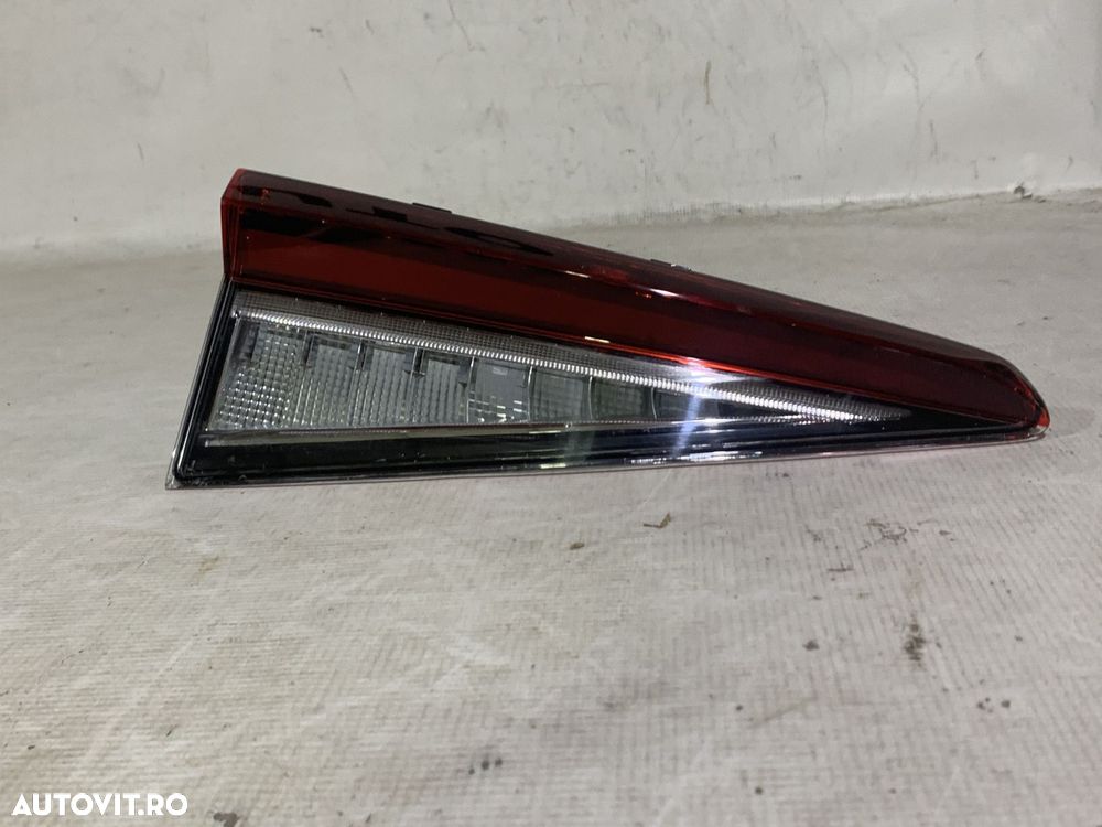 Lampa stop stanga pe hayon, Skoda Enyaq, 2021, 2022, 2023, 2024, cod origine OE 5LG945307B. - 2