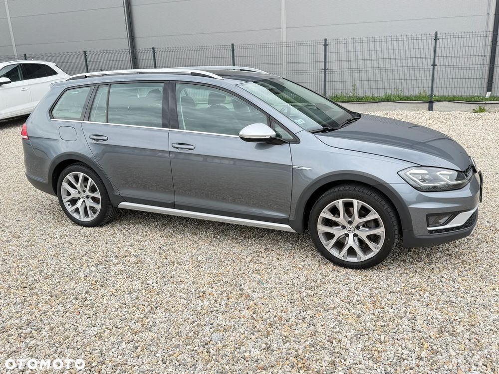 Volkswagen Golf Alltrack - 1