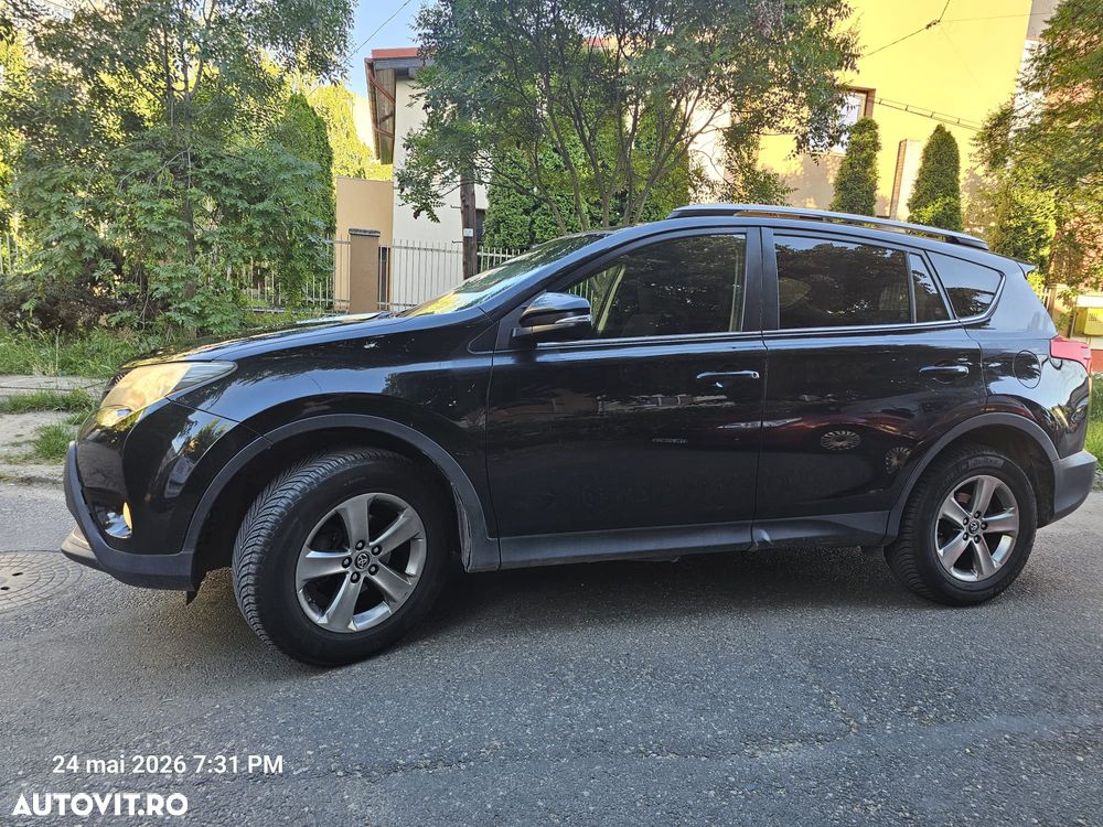Toyota RAV4 2.2 D-4D 4x4 Executive - 3