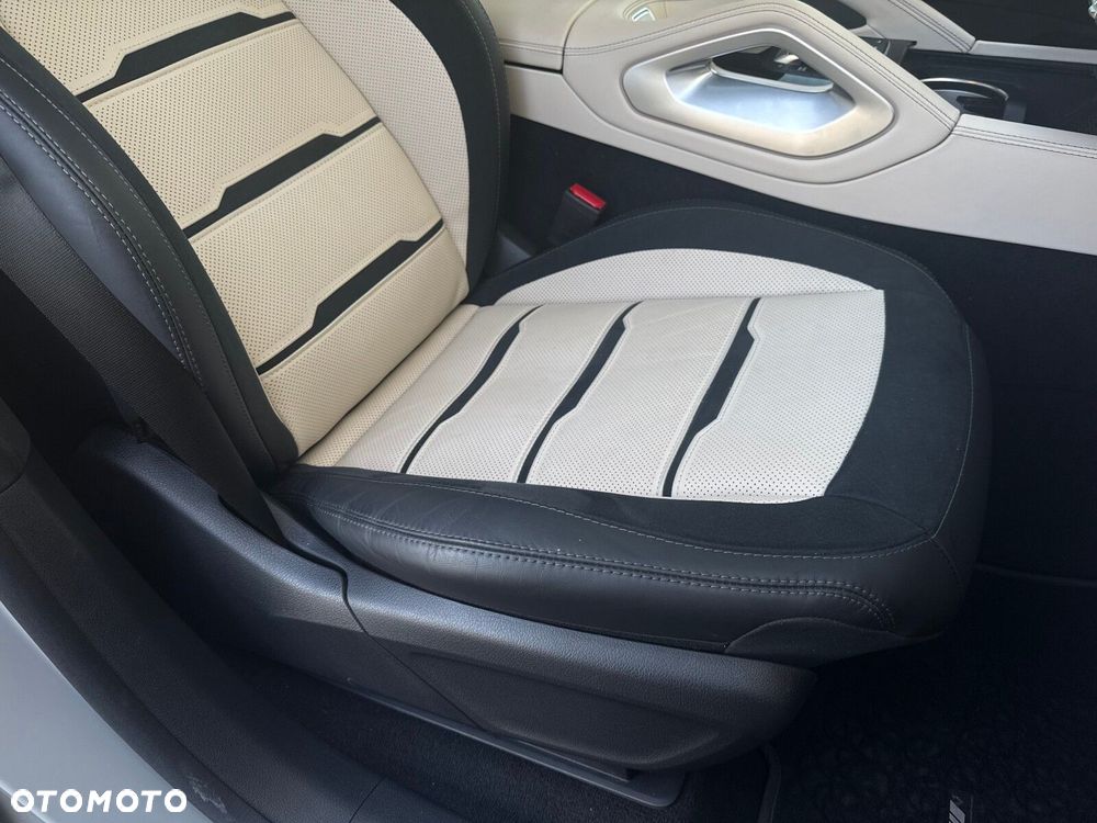 Mercedes-Benz GLE - 24