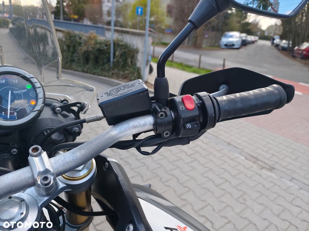 Triumph Tiger - 18