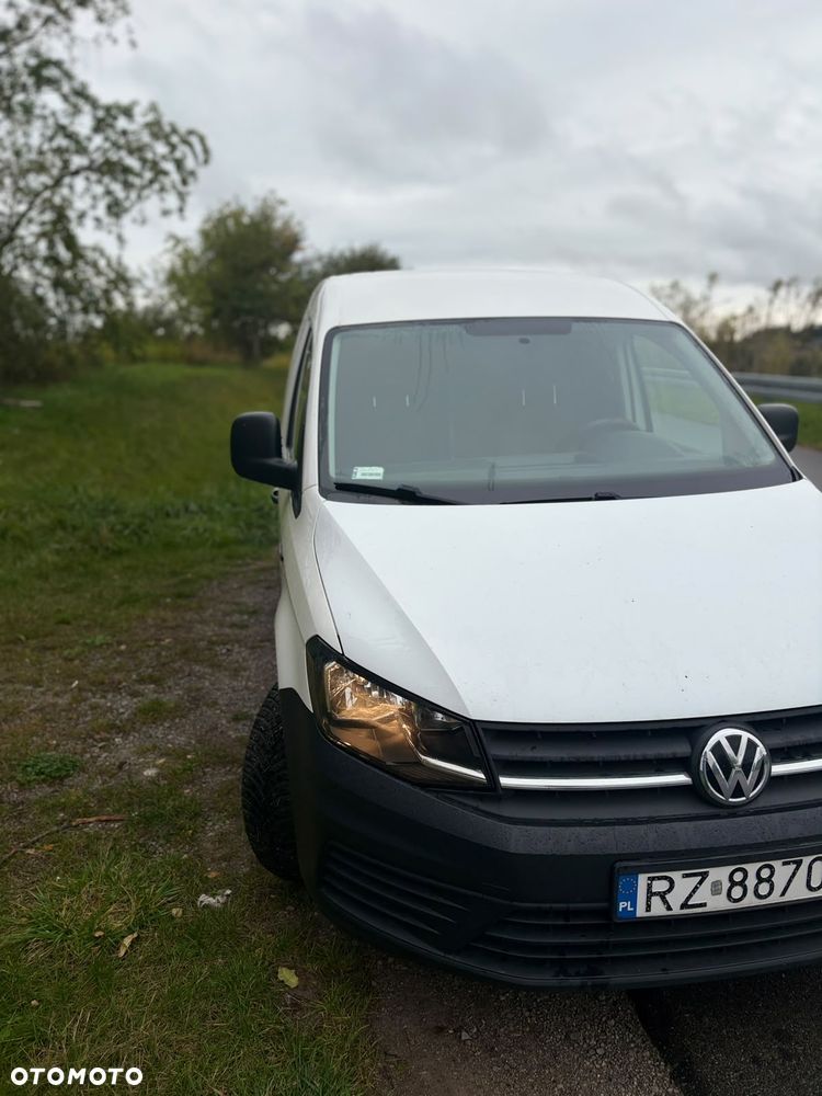 Volkswagen Caddy - 10