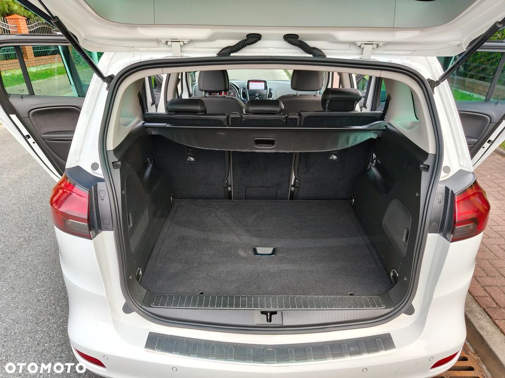 Opel Zafira - 35