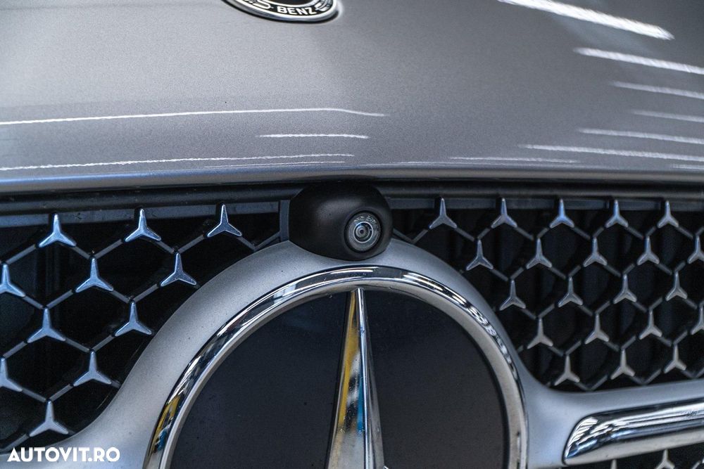 Mercedes-Benz C 300 MHEV 4MATIC - 35