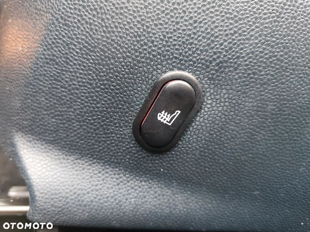 Ford Fiesta 1.6 TDCi DPF Titanium - 12