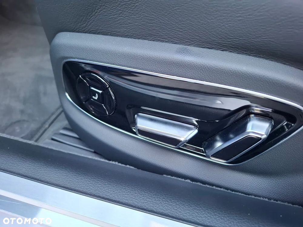 Audi A8 55 TFSI quattro tiptronic - 14