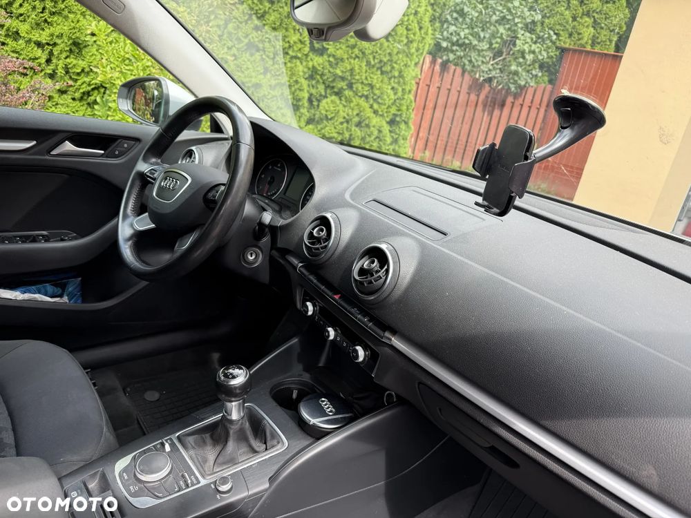 Audi A3 Sportback - 6