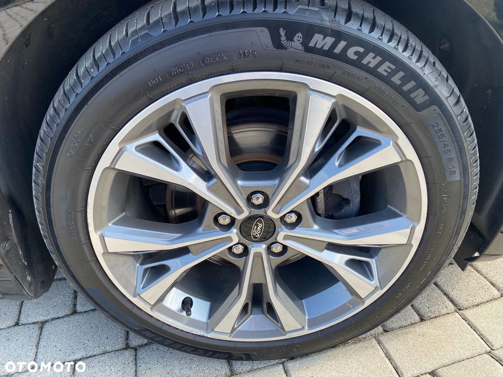Ford Mondeo 2.0 EcoBlue Titanium - 26