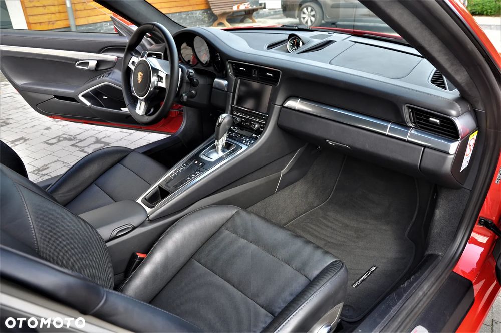 Porsche 911 Carrera S PDK - 11
