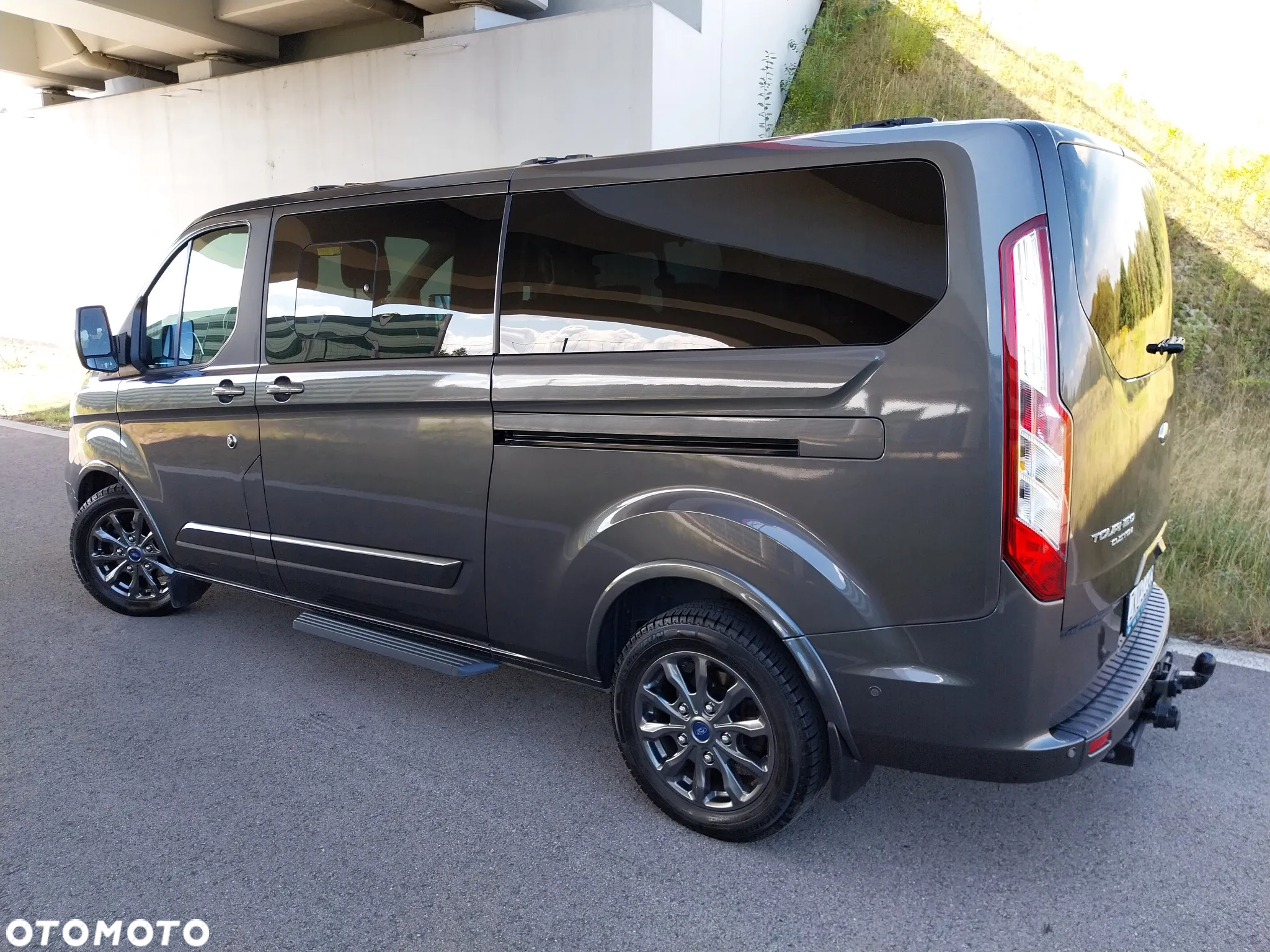 Ford Tourneo Custom 2.0 EcoBlue L2 Titanium X SelectShift - 4