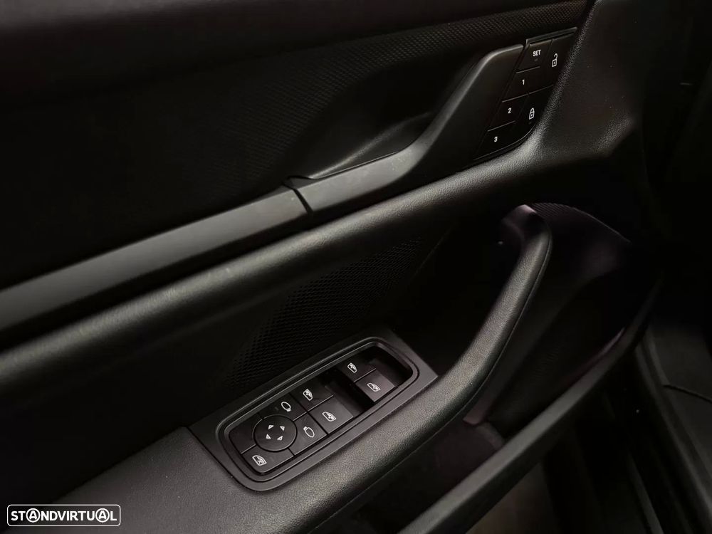 Porsche Taycan 4S Bateria Performance Plus - 22