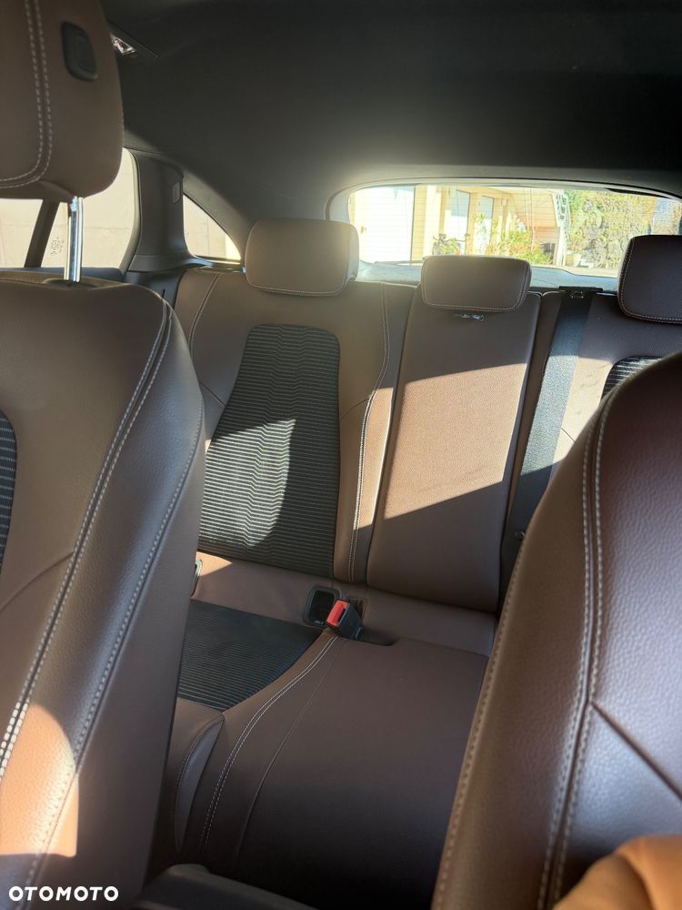 Mercedes-Benz CLA 180 Edition 2020 - 11