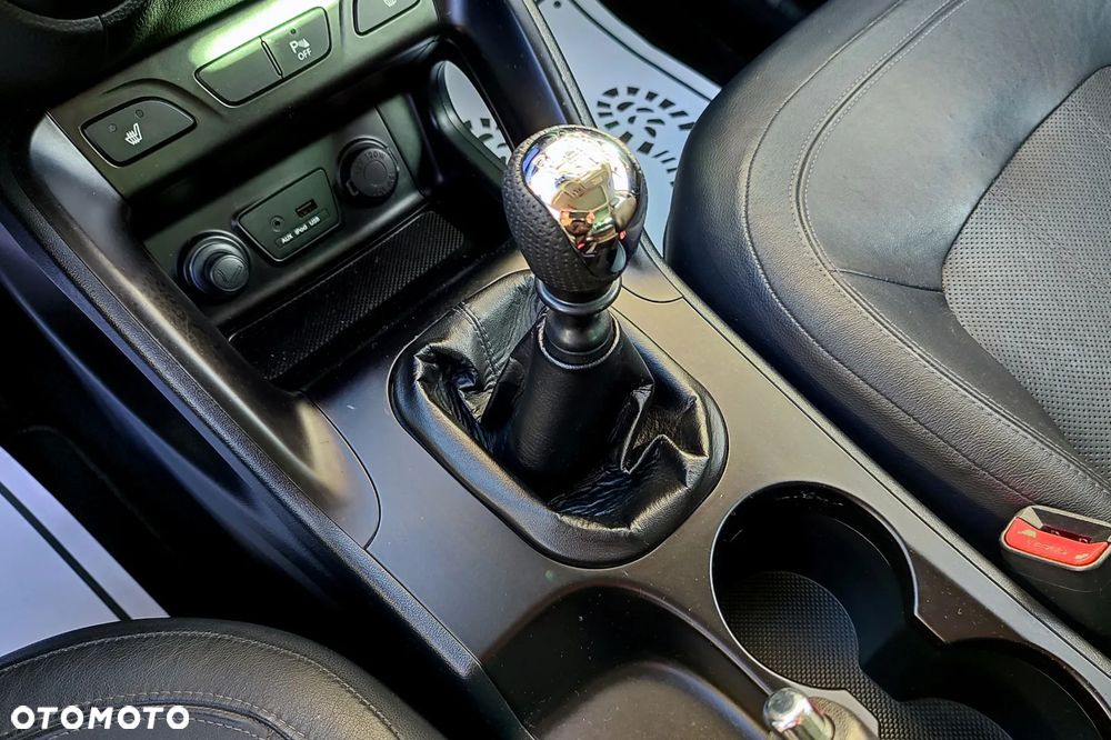 Hyundai ix35 1.7 CRDi 2WD blue Style - 17