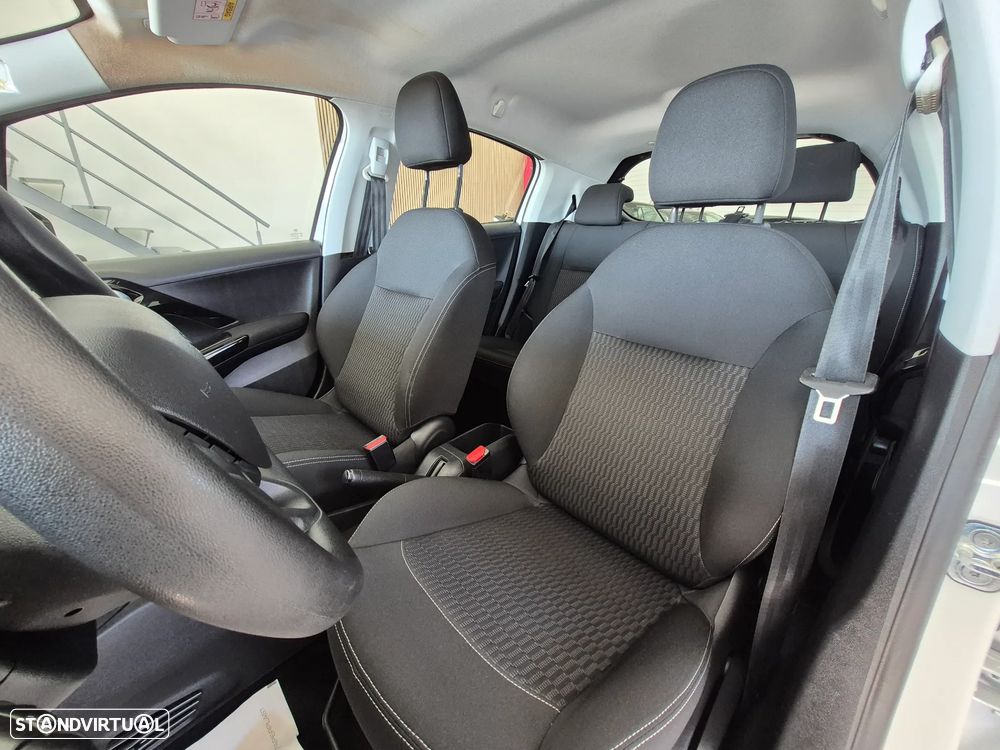 Peugeot 208 82 VTI Style - 6