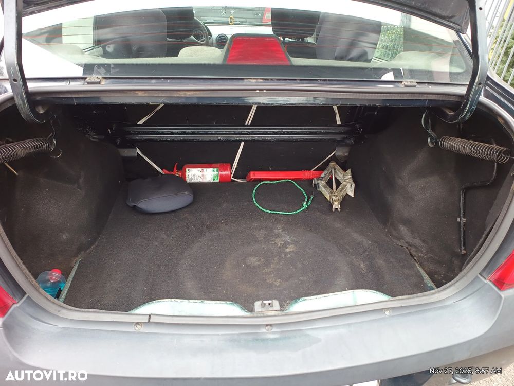 Dacia Logan 1.5 DCI Ambiance - 9