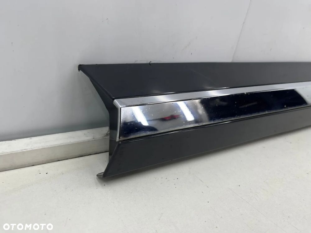 Listwa VW Arteon 2017r.- PRAWA przednia dolna nakładka drzwi prawy przód chrom 3g8859701b - 2