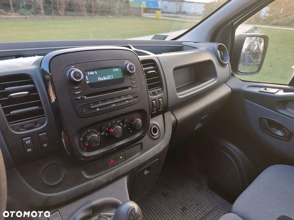 Opel Vivaro - 5
