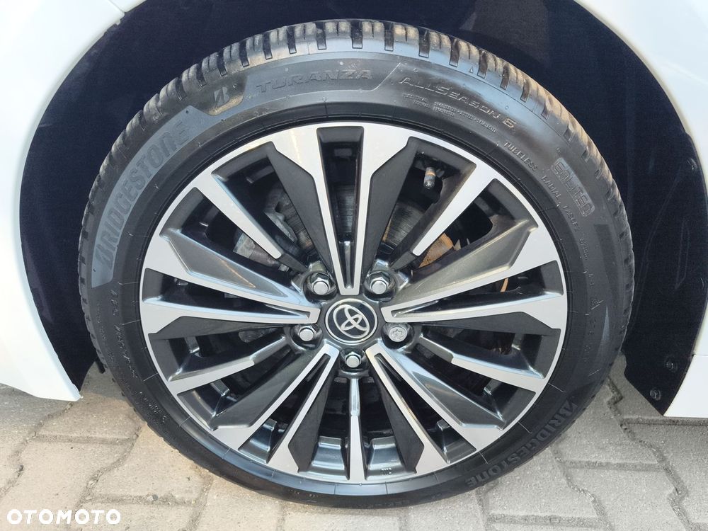 Toyota Corolla 1.8 Hybrid Style - 17
