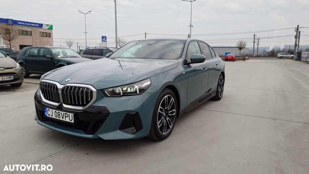 BMW Seria 5 520i AT MHEV - 3