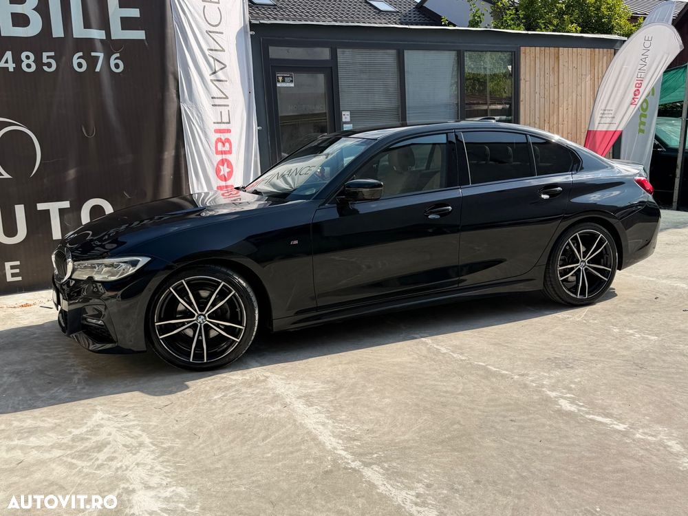 BMW Seria 3 320d xDrive Aut. M Sport - 30