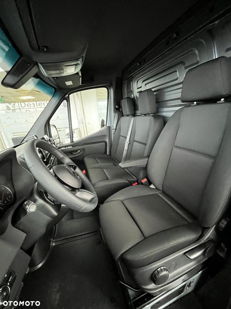 Mercedes-Benz Sprinter - 9