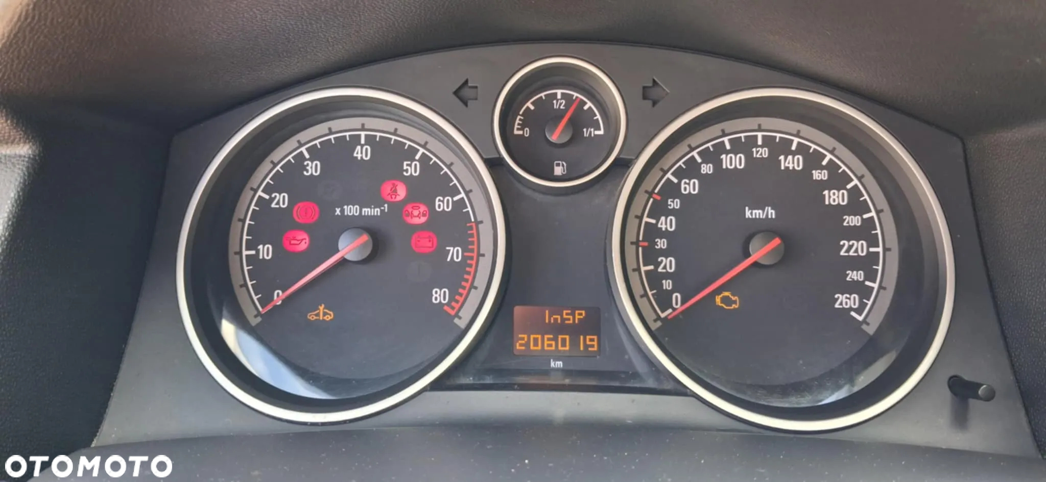 Opel Astra 1.6 - 9