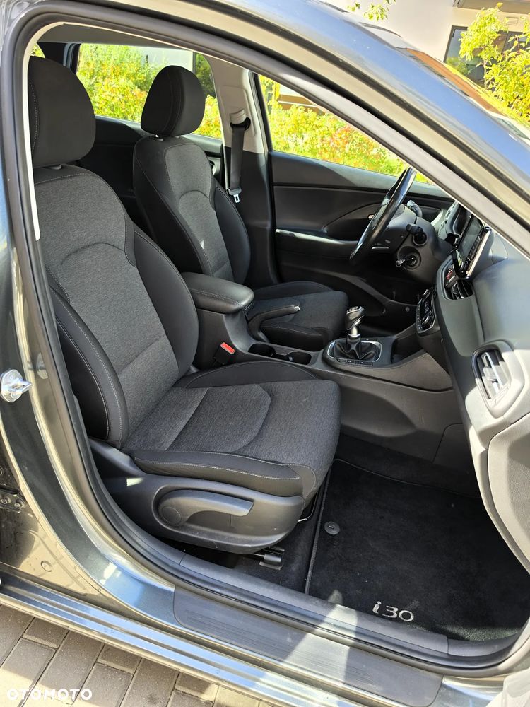 Hyundai i30 1.0 T-GDI Smart - 16