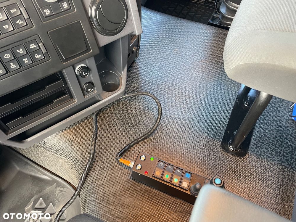Renault C 440 Kerax Premium Hakowiec PALFINGER T15  Czołownica pojazd specjalny zimowego utrzymania dróg - 32