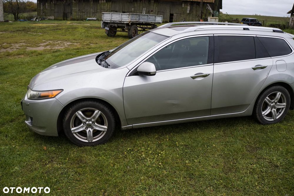 Honda Accord 2.0 Executive Nav - 10