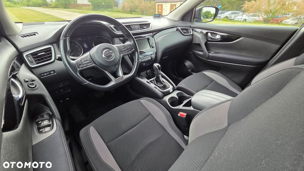 Nissan Qashqai 1.3 DIG-T Acenta DCT - 8