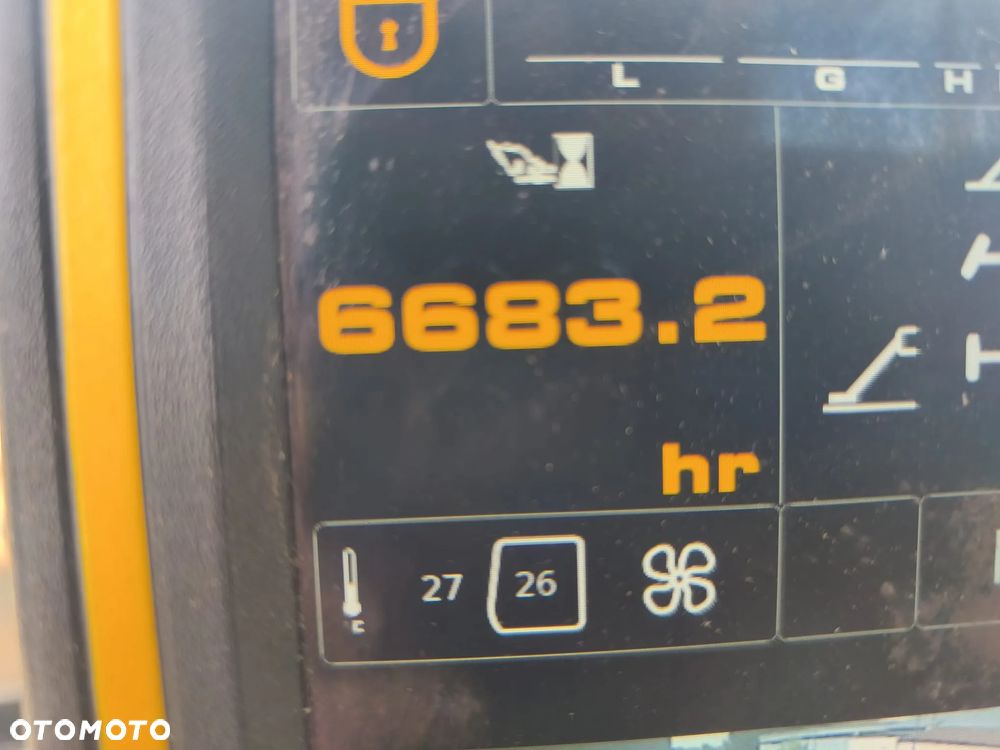 JCB JS145W - 17