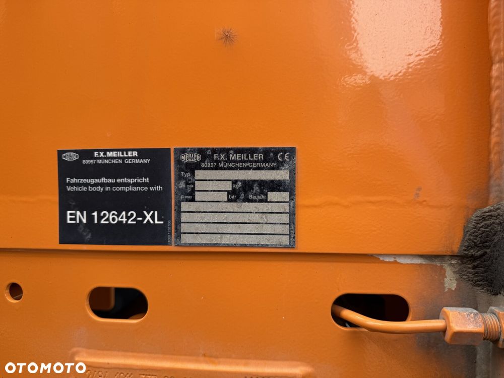 Mercedes-Benz AROCS 3246 8x4 EURO6 WYWROTKA TRÓJSTRONNA Z BORDMATIKIEM - 23