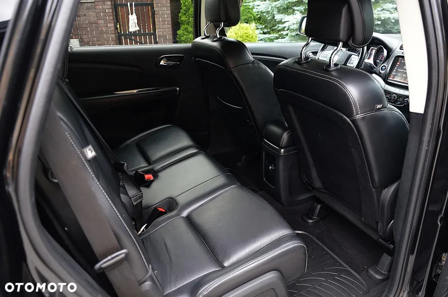 Fiat Freemont 2.0 Multijet 16V DPF Automatik Allrad Black Code - 26