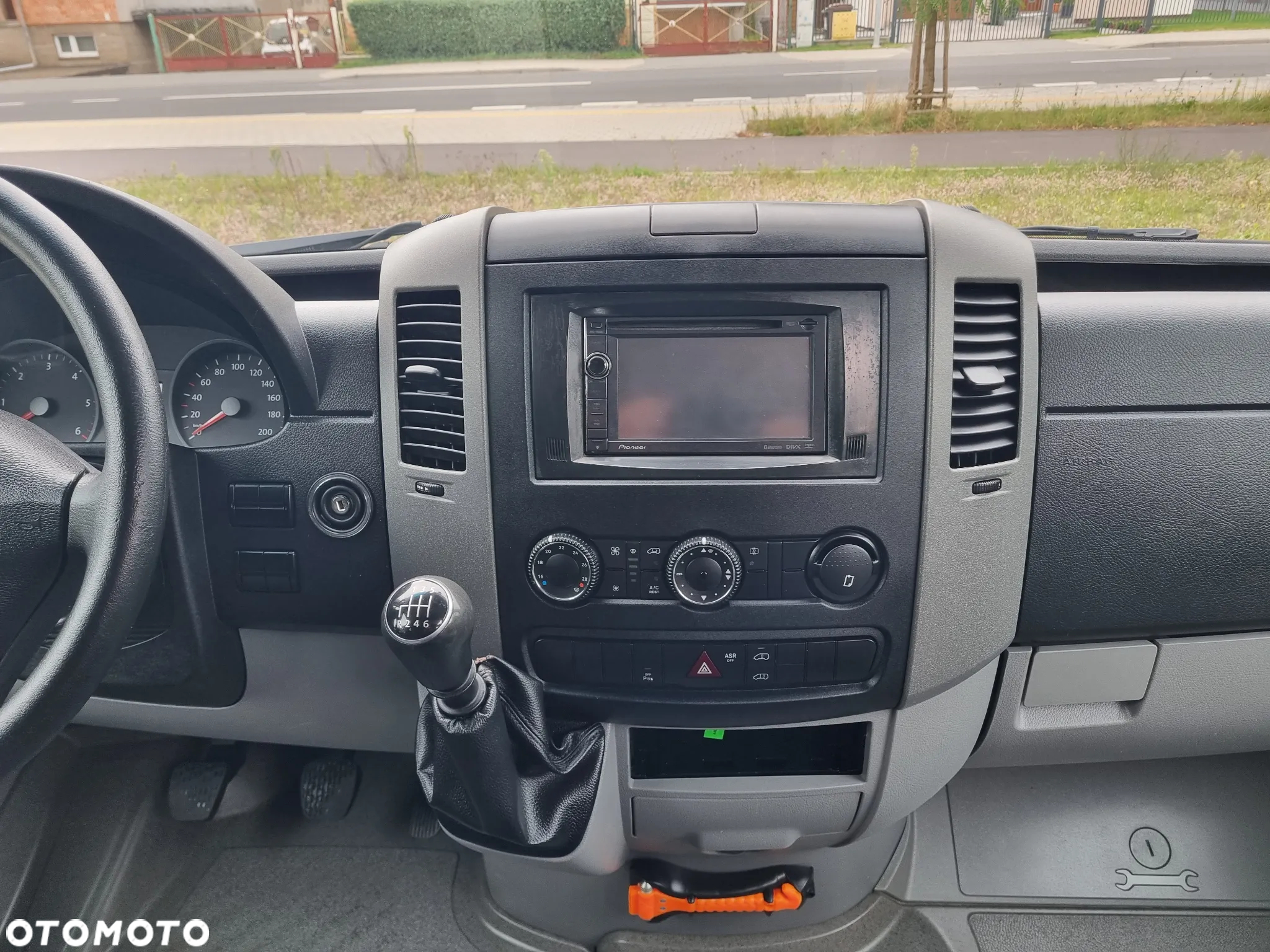 Volkswagen Crafter - 19