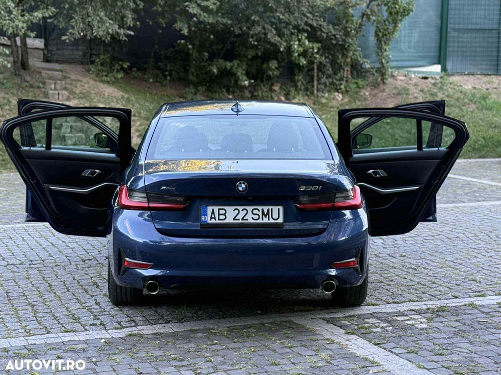 BMW Seria 3 330i GT AT - 6