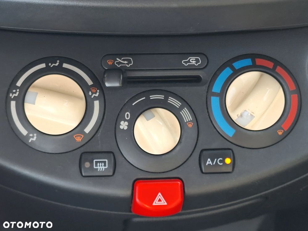 Nissan Micra 1.2 Visia - 3