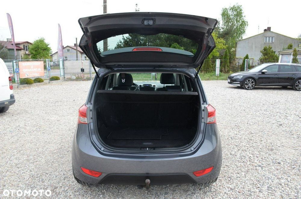 Hyundai ix20 - 3