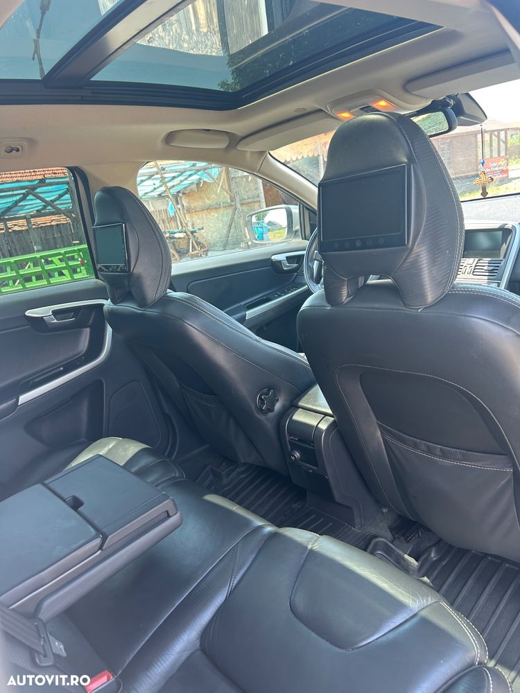 Volvo XC 60 D5 AWD A6 Basic - 6
