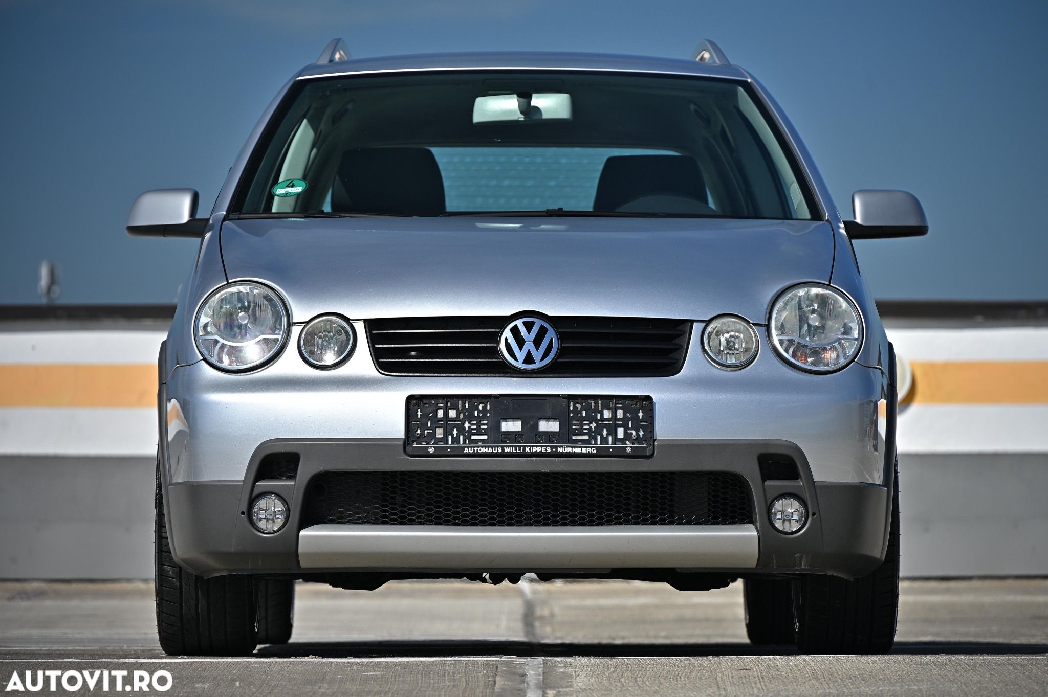 Volkswagen Polo - 1