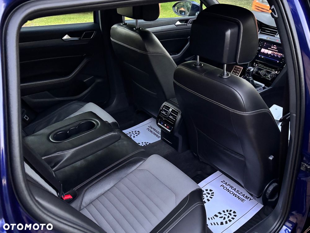 Volkswagen Passat 2.0 TDI SCR Elegance - 22