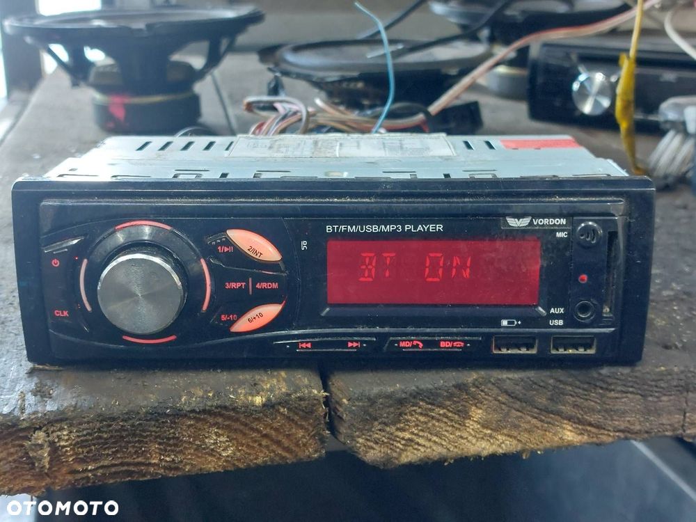RADIO ODTWARZACZ SAMOCHODOWY 1 DIN VORDON AUX USB BT - 1
