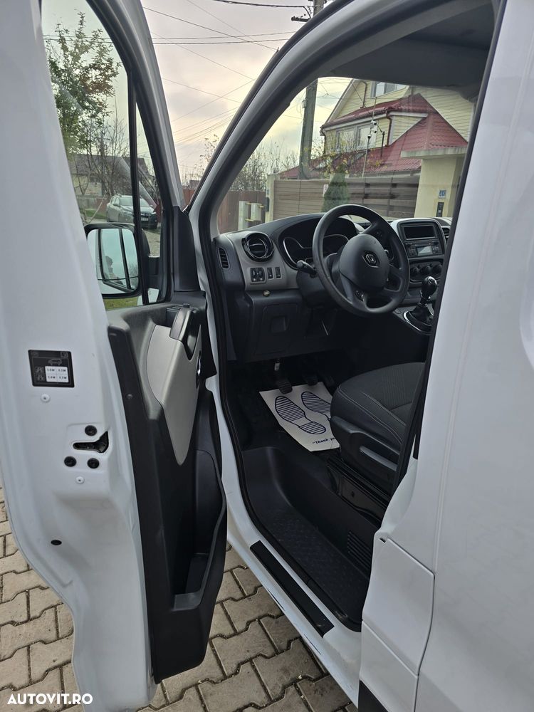 Renault trafic - 12