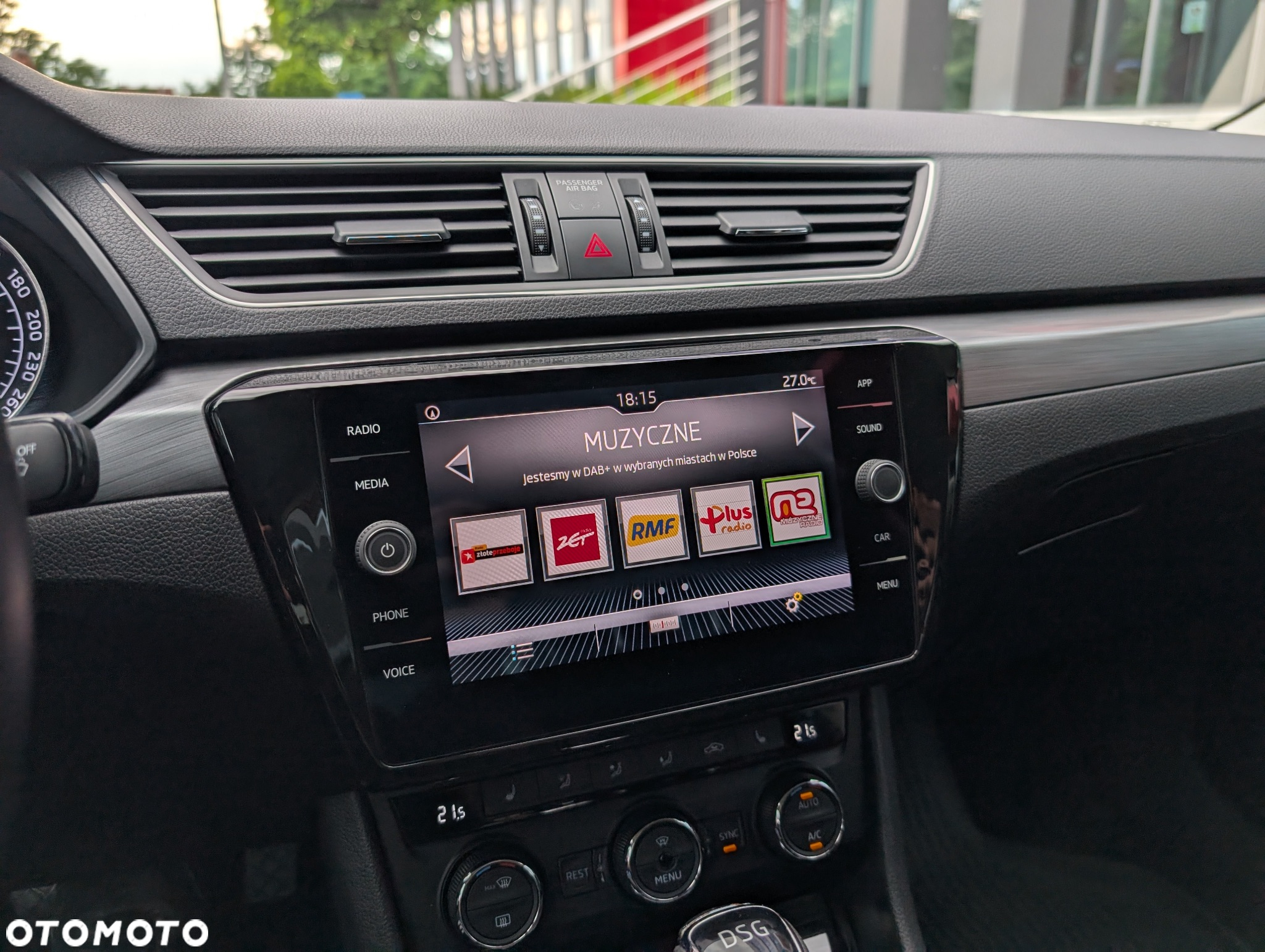 Skoda Superb 2.0 TDI Ambition DSG - 40