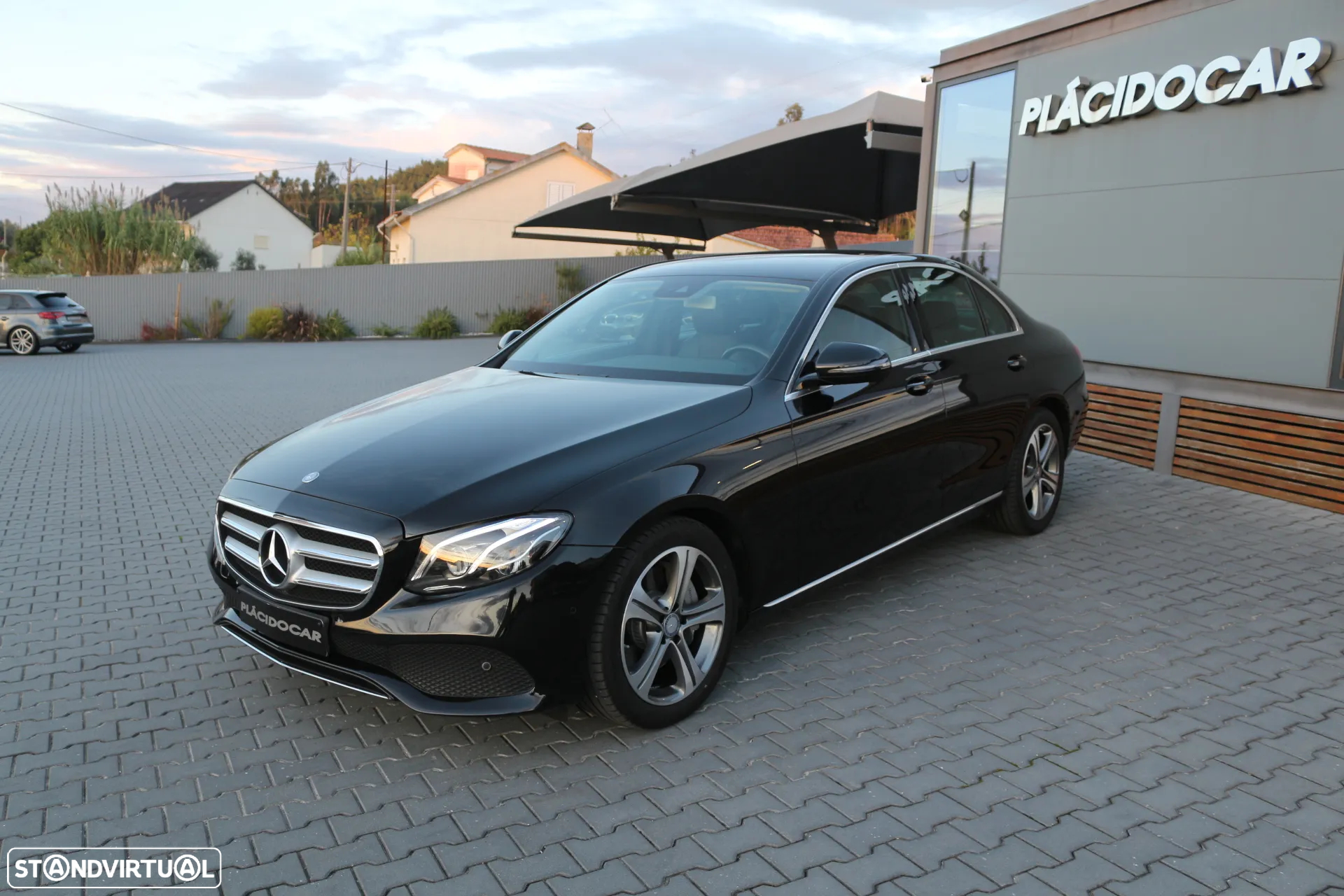 Mercedes-Benz E 220 d 9G-TRONIC Avantgarde - 2